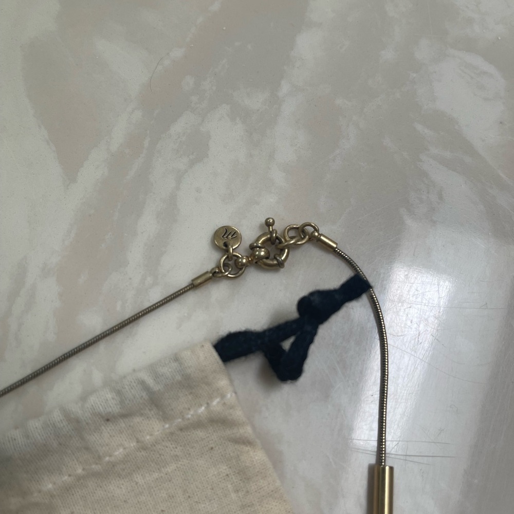 Madewell matte gold disc necklace - Picture 2 of 2